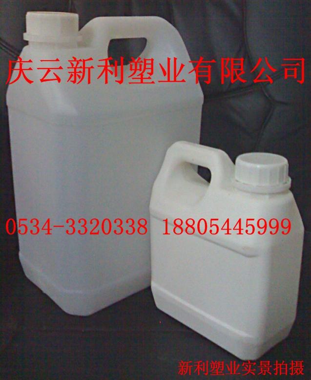 供应白色扁方5公斤塑料桶5L塑料桶图片