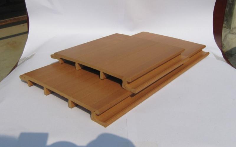 2014青岛最新木塑挂板装饰材料批发