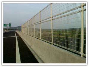 便宜质量高威克桥梁防落物网供应便宜质量高威克桥梁防落物网