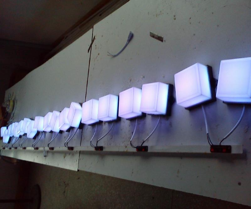 方200大LED点光源外控全彩价格批发