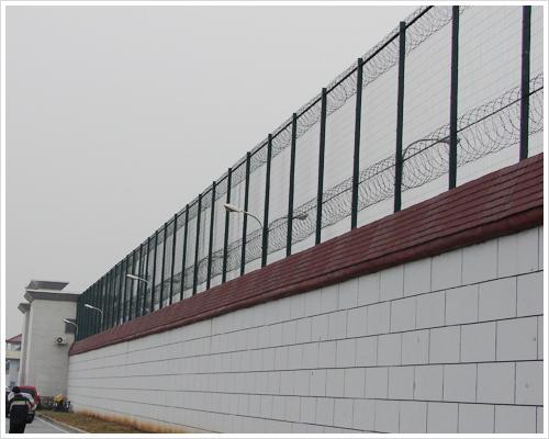 供应【厂家直销】监狱钢网墙护栏图片