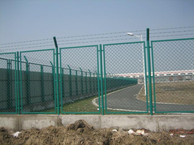 供应方管钢板网护栏