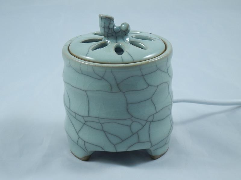 供应平步青云(灰青哥窑)熏香炉，又一款经典哥窑陶瓷香炉