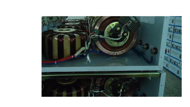 温州市SVC-10KVA高精度全自动交流稳压器厂家厂家直销SVC-10KVA高精度全自动交流稳压器