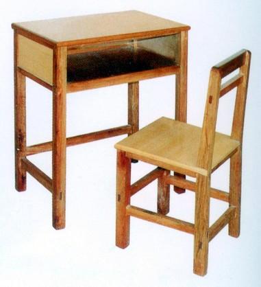 供应木质课桌椅批发