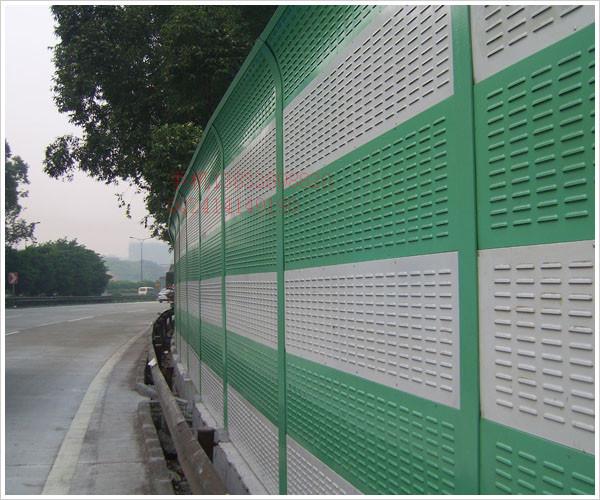 供应安徽芜湖高速声屏障安装完工图片