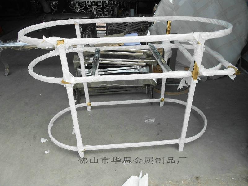 供应重庆专业生产不锈钢钛金展示架厂家