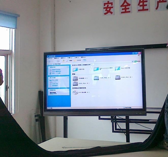 供应深圳厂家触摸电视电脑一体机