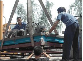 北京市吊装搬运数控机床设备厂家供应吊装搬运数控机床设备、数控机床卸车吊装搬运就位