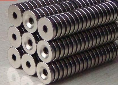 供应江苏钕铁硼，强力磁铁，铁氧体，橡胶磁，磁性制品
