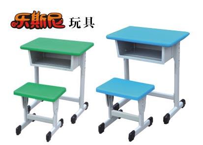 供应乐斯尼幼儿园塑料桌椅床