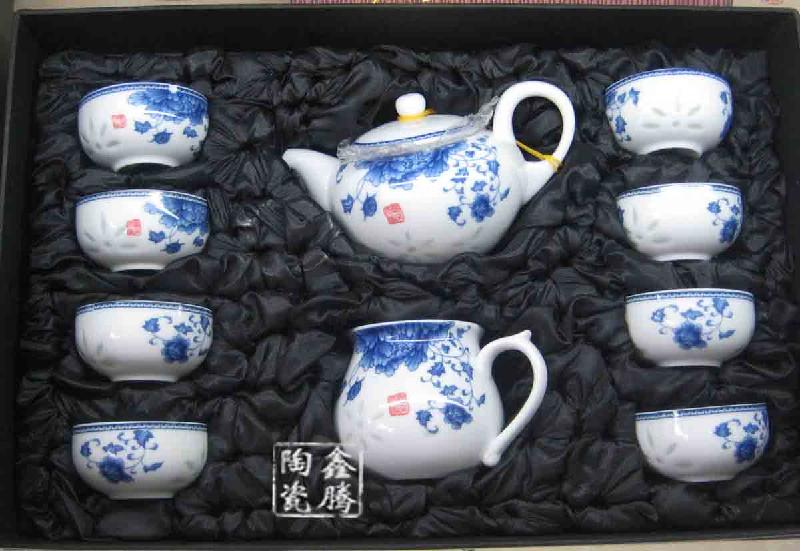 景德镇陶瓷大量供应玲珑茶具批发