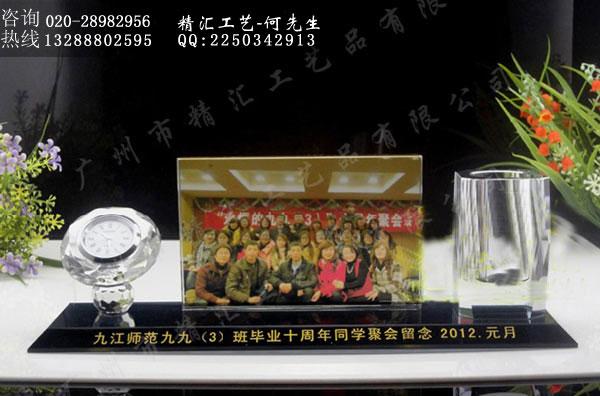 供应福州水晶纪念礼品厂家，福州水晶礼品厂家定做，福州企业年终纪念礼品