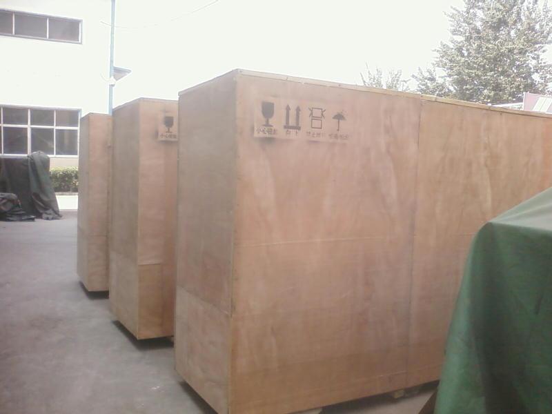供应出口犀利的木制包装箱