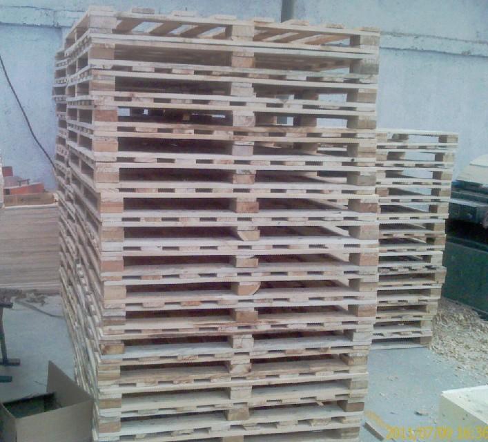 供应陶瓷建材行业木托盘，机械电子电器行业木托盘价格，济南木托盘