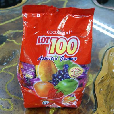 马来西亚乐一百一百份鲜果什锦软糖夹心巧克力1KG