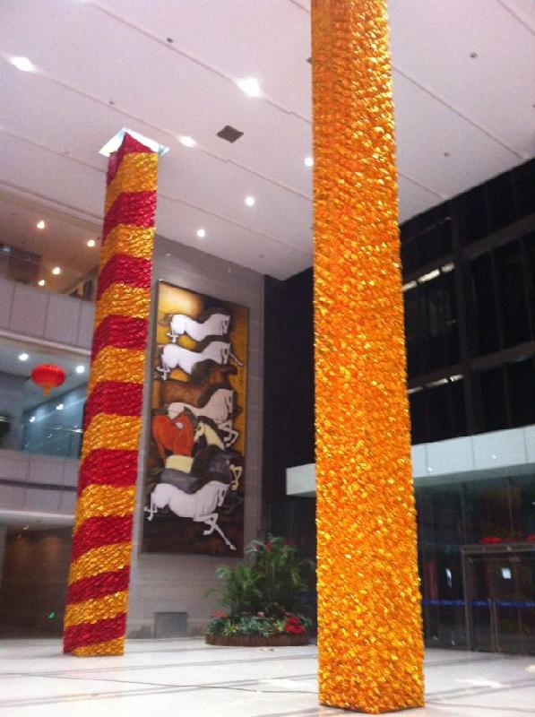 供应北京开业庆典泡泡金布装饰包柱子图片