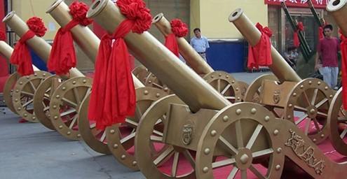 供应北京庆典礼炮小钢桶彩带炮皇家礼炮图片