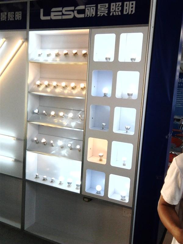 广东最畅销的LED灯陈列展示柜批发