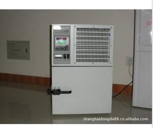 供应上海厂家低价销售小型高低温试验箱
