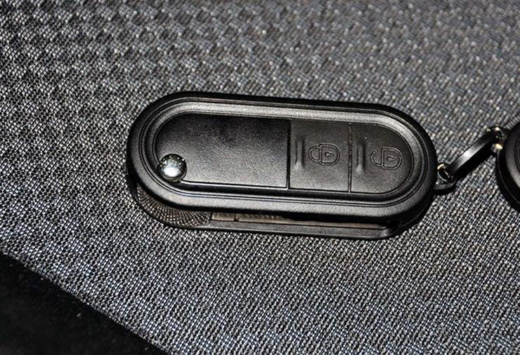 供应新款MG3折叠钥匙遥控钥匙