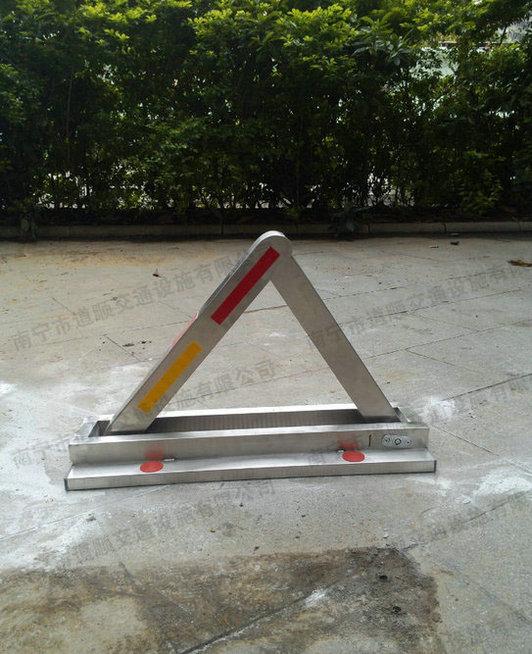 供应不锈钢A型车位锁在南宁武鸣县有卖图片