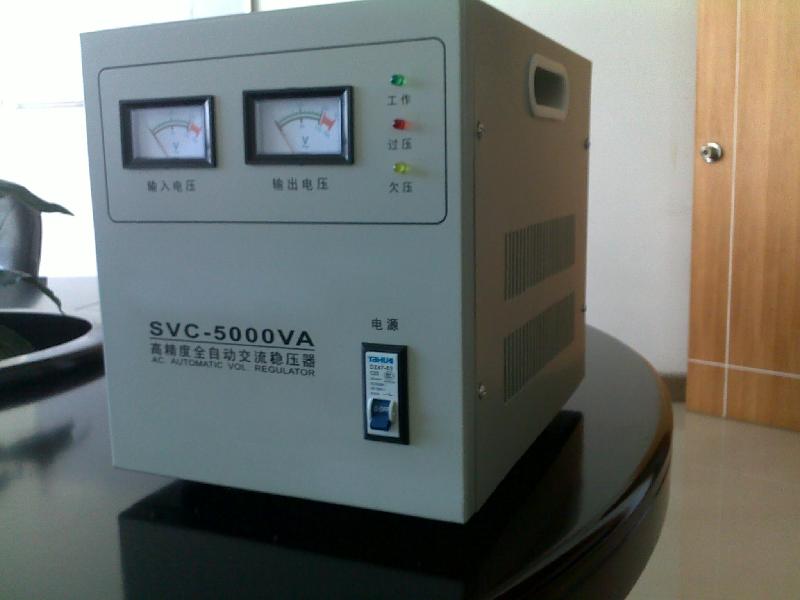 供应SVC单三相高精度全自动交流稳压器 SVC单相三相稳压器厂家图片