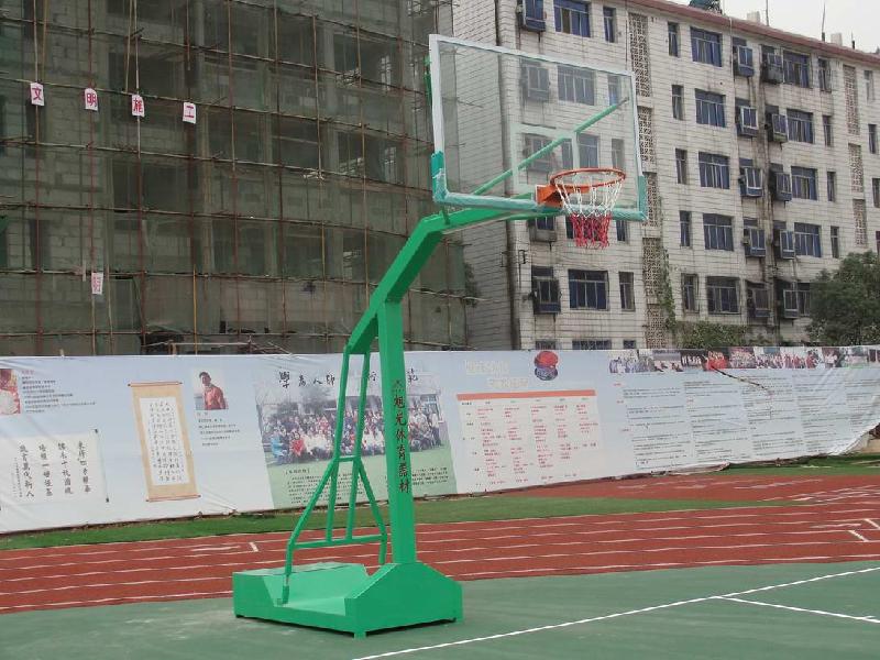 供应武汉篮球架移动，埋地篮球架厂家  移动篮球架埋地篮球架