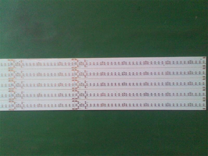 供应108珠单色板、3528单色线路板、单色护栏管贴片板、贴片板