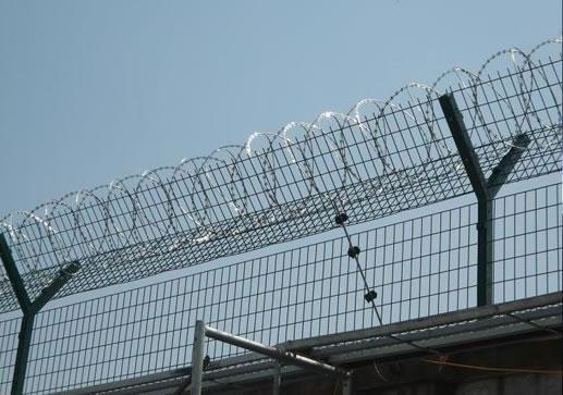 供应广州监狱围栏网厂家/监狱护栏网价格/安平监狱隔离栅图片