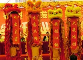 深圳最便宜的石岩舞狮队宝安舞狮子批发