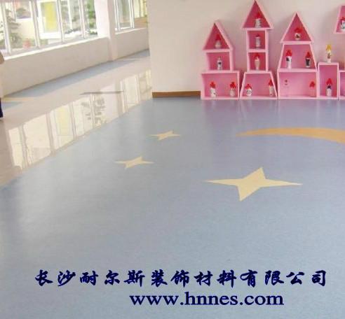 供应长沙幼儿园pvc地板，长沙塑胶地板，长沙专业舞蹈地板