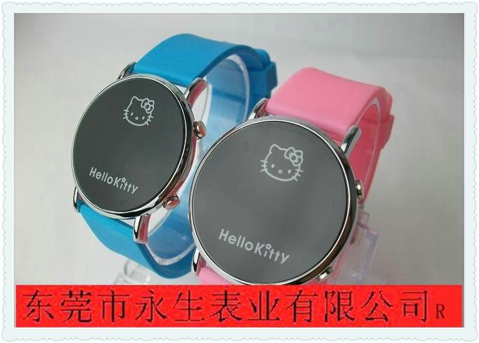 供应圆形LED硅胶手表HELLO KITTY WATCH 手表