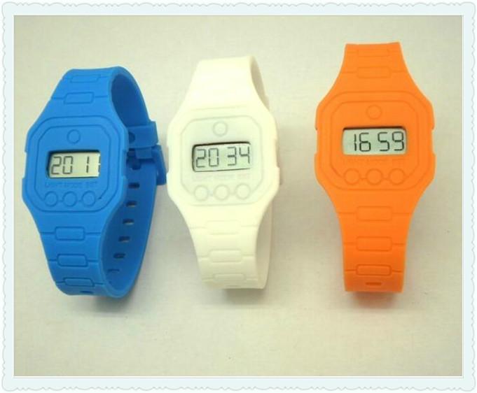 供应电子超薄表 硅胶手表 环保手表