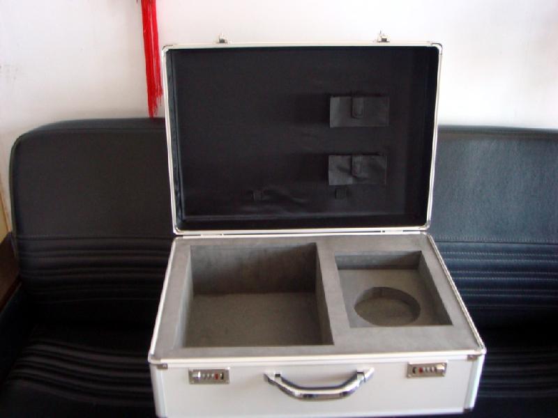 供应临沂铝箱定做淄博铝合金箱子价格德州铝合金航空箱仪器箱