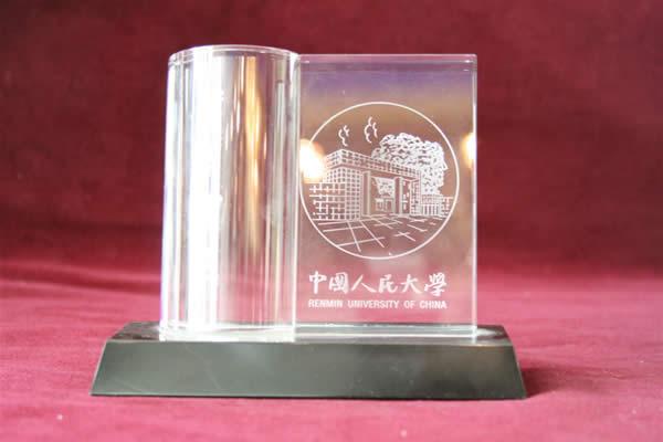 供应校庆典礼纪念品，同学聚会纪念品定做，广州水晶工艺礼品厂家