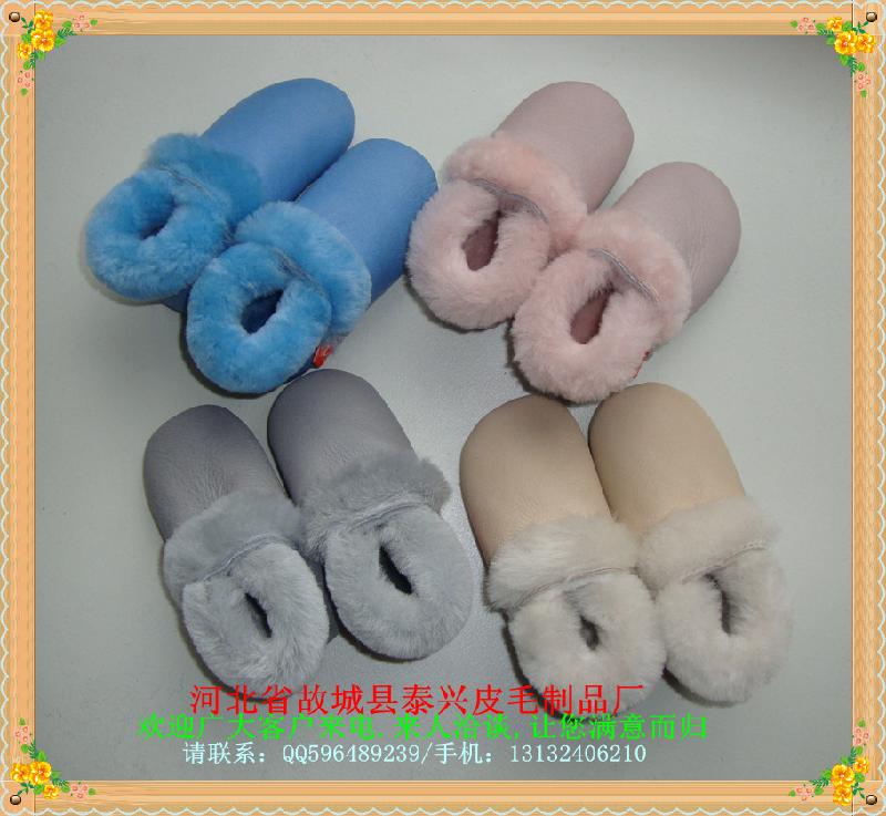 厂家最新特供UGG皮毛一体优质羊皮环保时尚保暖儿童手套帽子婴儿鞋