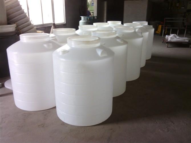供应2吨PE塑料桶/PE水箱/耐酸碱塑料罐