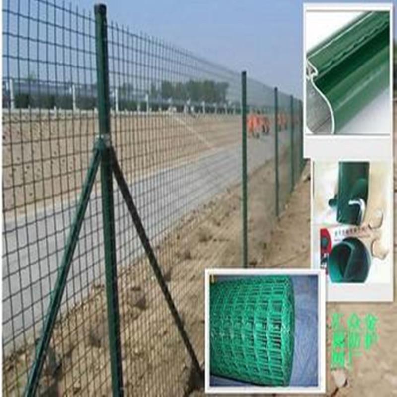 山坡围栏防护网 涂塑荷兰网 电焊网 负荷强度高 质优价廉