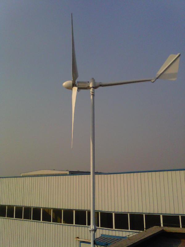 供应2KW中小型风力发电机2013年新型经济适用型设备