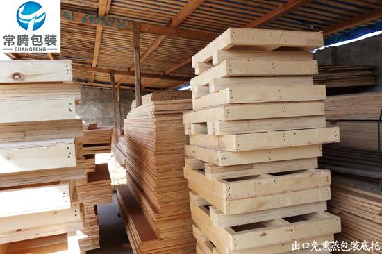 上海大型机械设备木箱包装供应上海大型机械设备木箱包装厂专业生产重刑设备包装箱_木箱