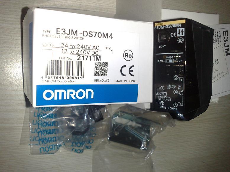 供应E3JM-DS70M4漫反射接线端子型欧姆龙光电