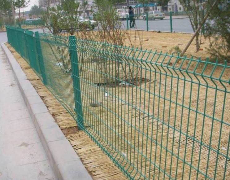 供应公路绿化带隔离网绿化带防护网栏