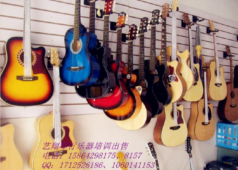 供应乐器出售吉他电子琴架子鼓钢琴低价可送货 价格低
