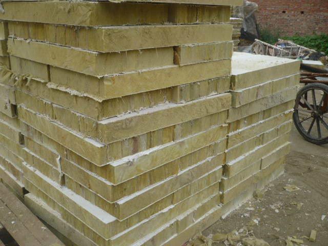 岩棉板厂供应北京岩棉复合板，北京复合岩棉板，外墙玻镁岩棉复合板