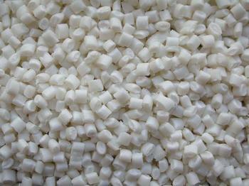 供应自产自销白色PVC再生料颗粒