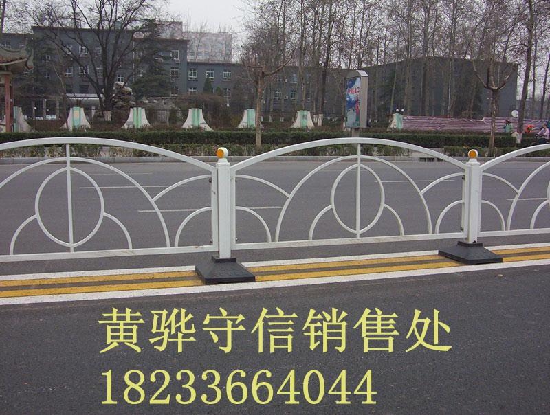 沧州公路护栏网，公路护栏网特点，黄骅公路护栏网厂