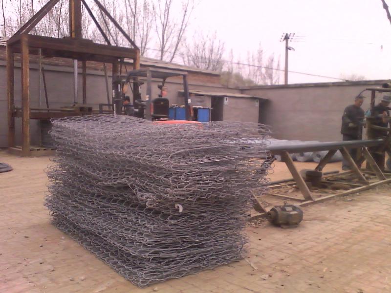 衡水市石笼网护垫厂家什么是石笼网护垫，石笼网护垫有哪些用途？