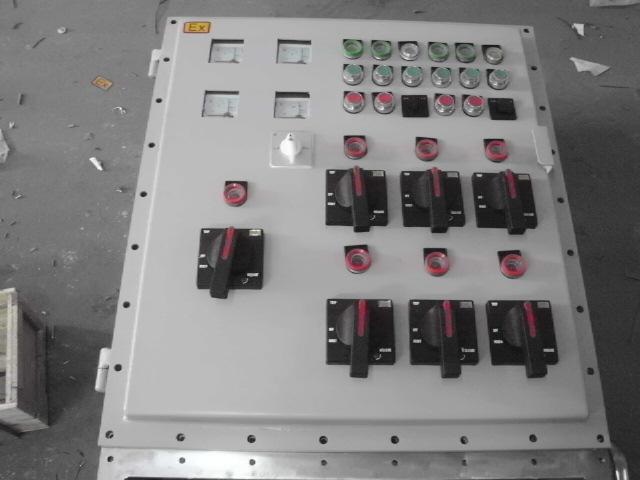 供应BXX51防爆动力检修箱检修开关箱