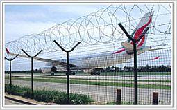 供应机场/v型安全防御护网13931821789机场封闭安全网图片